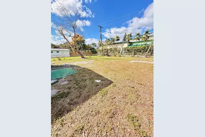 4021 SW 27th St, West Park, FL 33023 - Photo 10