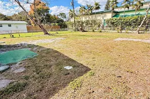 4021 SW 27th St, West Park, FL 33023 - Photo 10