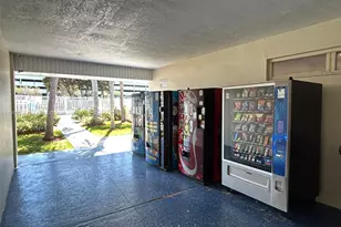 7426 SW 82nd St, Miami, FL 33143 - Photo 34