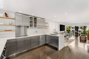 3560 W Fairview St, Miami, FL 33133 - Photo 16