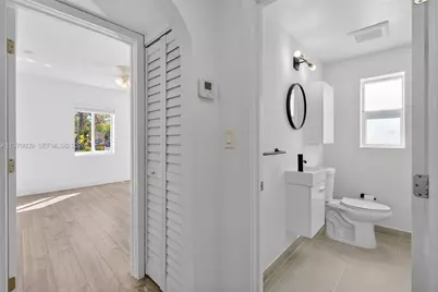1801 SW 5th St #1801, Miami, FL 33135 - Photo 12