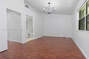 706 NW 108th Terrace, Pembroke Pines, FL 33026 - Photo 32