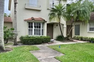 706 NW 108 Te, Pembroke Pines, FL 33026 - Photo 2