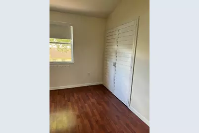 706 NW 108 Te, Pembroke Pines, FL 33026 - Photo 32