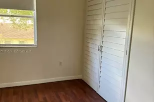 706 NW 108 Te, Pembroke Pines, FL 33026 - Photo 32