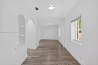 1801 SW 5th St #1803, Miami, FL 33135 - Photo 2