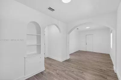 1801 SW 5th St #1803, Miami, FL 33135 - Photo 4