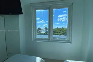 2301 Collins Ave, Miami Beach, FL 33139 - Photo 8