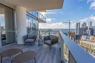 851 NE 1st Ave, Miami, FL 33132 - Photo 32