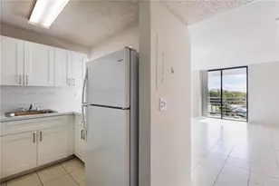 191 NW 97th Ave, Miami, FL 33172 - Photo 1