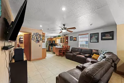 3140 NW 59th St, Miami, FL 33142 - Photo 6