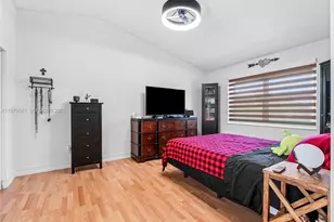 15111 NW 8th St, Pembroke Pines, FL 33028 - Photo 26