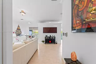 15111 NW 8th St, Pembroke Pines, FL 33028 - Photo 4