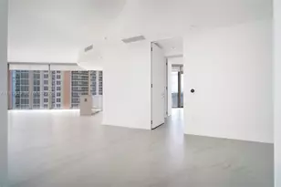 18975 Collins Ave, Sunny Isles Beach, FL 33160 - Photo 4