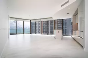 18975 Collins Ave, Sunny Isles Beach, FL 33160 - Photo 2