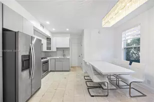 4215 Sheridan Ave, Miami Beach, FL 33140 - Photo 2