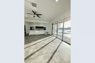 1887 Harbor View Cir, Weston, FL 33327 - Photo 4