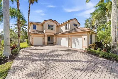 1887 Harbor View Cir, Weston, FL 33327 - Photo 2