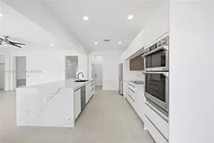 1887 Harbor View Cir, Weston, FL 33327 - Photo 54