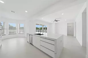 1887 Harbor View Cir, Weston, FL 33327 - Photo 6