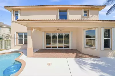 1887 Harbor View Cir, Weston, FL 33327 - Photo 1