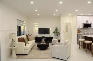 930 NE 163rd St, North Miami Beach, FL 33162 - Photo 16