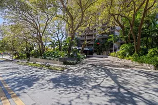 2901 S Bayshore Dr, Miami, FL 33133 - Photo 6