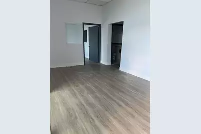 7620 NW 25 Street #1, Miami, FL 33122 - Photo 8