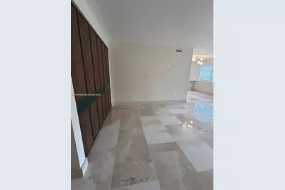 1060 92nd St #7, Bay Harbor Islands, FL 33154 - Photo 8