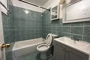 2401 NW 15th St, Fort Lauderdale, FL 33311 - Photo 4