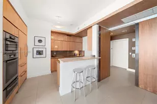 50 South Pointe Dr, Miami Beach, FL 33139 - Photo 20