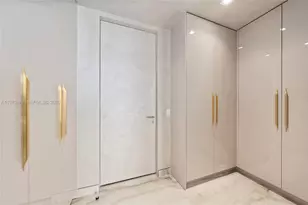 18975 Collins Ave, Sunny Isles Beach, FL 33160 - Photo 16