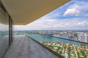 18975 Collins Ave, Sunny Isles Beach, FL 33160 - Photo 10