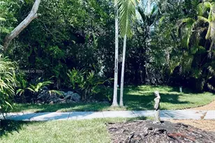 23755 SW 142nd Ave, Homestead, FL 33032 - Photo 6