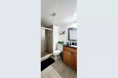 327 Lakeview Dr #103, Weston, FL 33326 - Photo 18