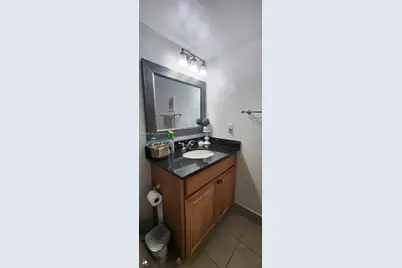 327 Lakeview Dr #103, Weston, FL 33326 - Photo 16
