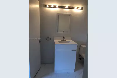 18336 NW 68th Ave #I, Hialeah, FL 33015 - Photo 6