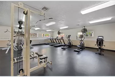 18336 NW 68th Ave #I, Hialeah, FL 33015 - Photo 18