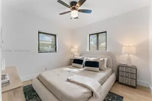 6161 NE 7th Ave, Oakland Park, FL 33334 - Photo 12