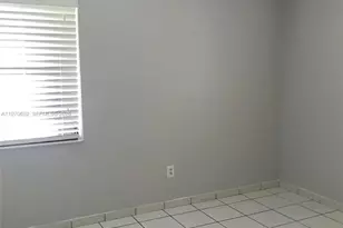 9810 Hammocks Blvd, Miami, FL 33196 - Photo 32