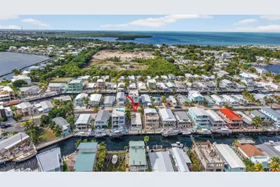261 Burgundy Dr, Tavernier, FL 33070 - Photo 20