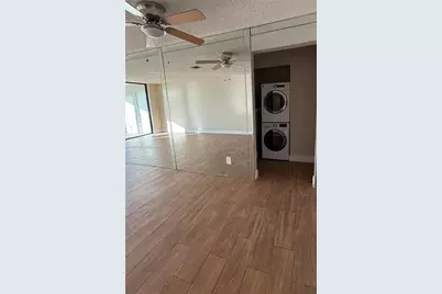 201 Lake Pointe Dr #202, Oakland Park, FL 33309 - Photo 6