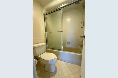 201 Lake Pointe Dr #202, Oakland Park, FL 33309 - Photo 12