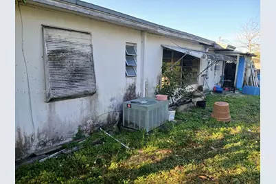521 NW 189th Ter, Miami Gardens, FL 33169 - Photo 46