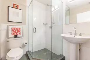 911 3rd St, Miami Beach, FL 33139 - Photo 26