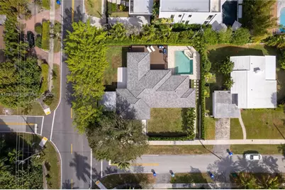 1001 NE 86th St, Miami, FL 33138 - Photo 2