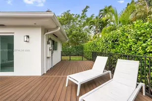 1001 NE 86th St, Miami, FL 33138 - Photo 30