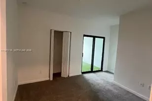 2526 Pierce St, Hollywood, FL 33020 - Photo 12