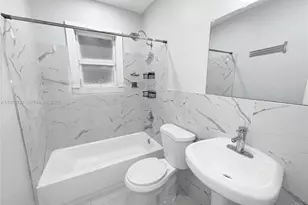 1815 McKinley St, Hollywood, FL 33020 - Photo 4