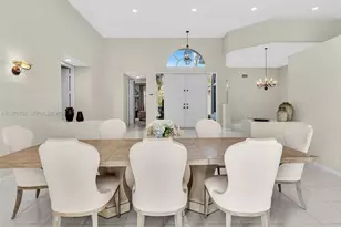 2756 Meadowood Dr, Weston, FL 33332 - Photo 16